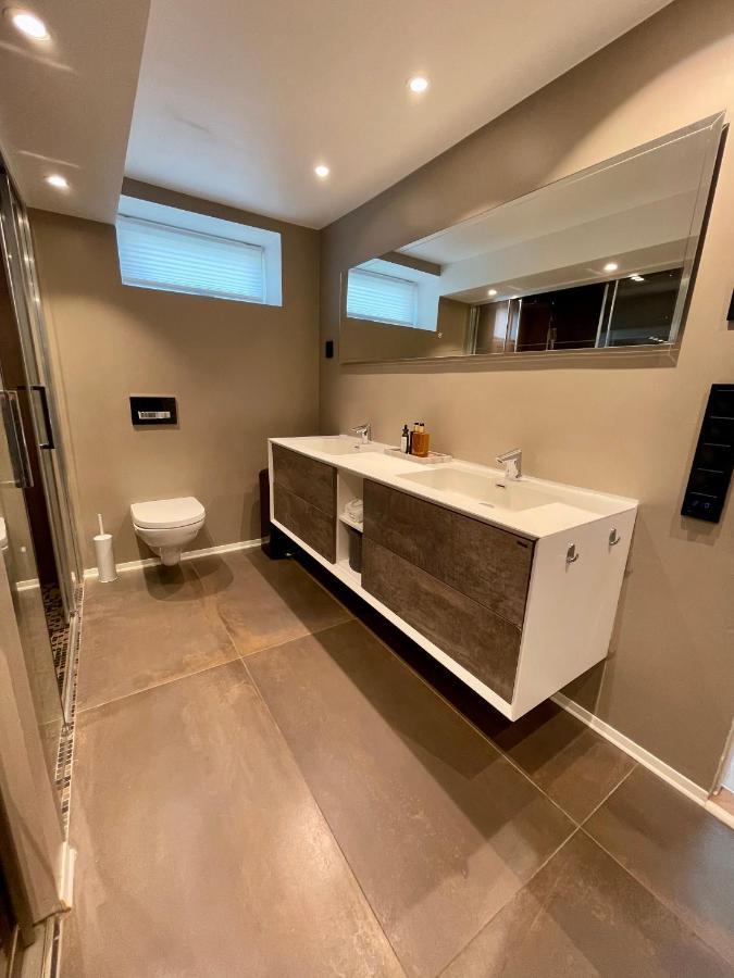 Luxury Apartement Close To City Centre With Free Parking Tromsø Exterior foto